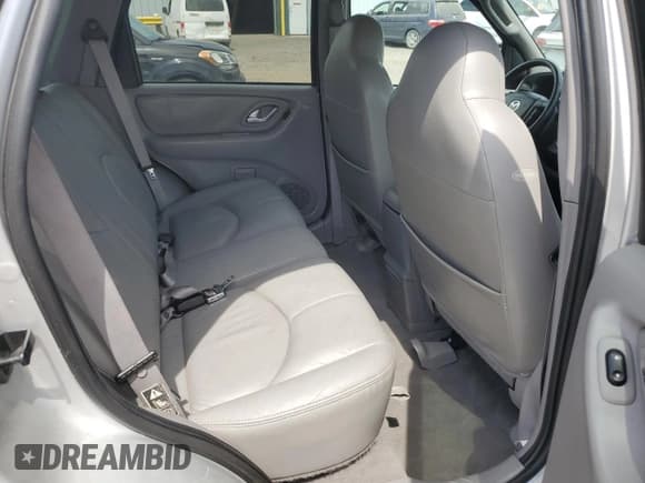 ✅ 2001 Mazda Tribute LX • VIN: 4F2CU08171KM64973 • Lot: 67452495. Listed on Copart with 160,864 mi. Free auction sales archive from the USA and detailed vehicle history report at DreamBid. Image 11.