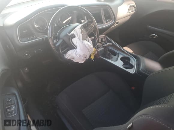 ✅ 2019 Dodge Challenger R/T • VIN: 2C3CDZBT8KH641980 • Lot: 65629124. Wystawiony na Copart z przebiegiem 92 835 mil. Bezpłatny archiwum sprzedaży aukcyjnych z USA i szczegółowy raport historii pojazdu na DreamBid. Zdjęcie 8.