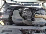 ✅ 2017 Dodge Challenger SXT • VIN: 2C3CDZAGXHH665842 • Lot: 65860574. Wystawiony na Copart z przebiegiem 103 727 mil. Bezpłatny archiwum sprzedaży aukcyjnych z USA i szczegółowy raport historii pojazdu na DreamBid. Zdjęcie 11.