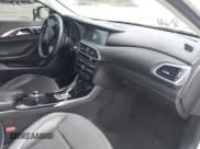 ✅ 2018 Infiniti QX30 Premium • VIN: SJKCH5CP0JA005056 • Лот: 42621579. Опубликован ранее на IAAI с пробегом 61 871 миль. Бесплатный доступ к архиву аукционных продаж из США и подробный отчёт об истории автомобиля на DreamBid. Изображение 5.