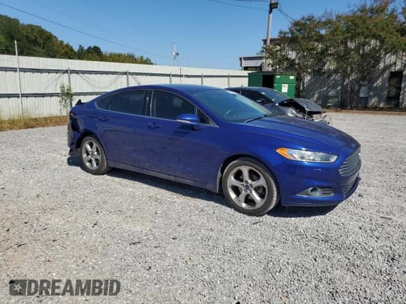 ✅ 2015 Ford Fusion SE • VIN: 3FA6P0H95FR249255 • Lot: 84979025. Wystawiony na Copart z przebiegiem 171 804 mil. Bezpłatny archiwum sprzedaży aukcyjnych z USA i szczegółowy raport historii pojazdu na DreamBid. Zdjęcie 4.
