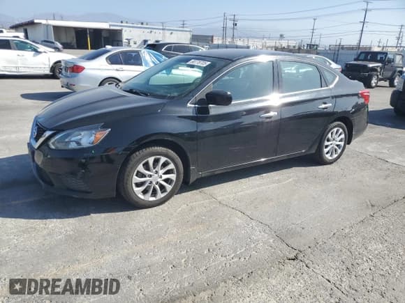 ✅ 2019 Nissan Sentra S • VIN: 3N1AB7APXKY437566 • Lot: 90778705. Wystawiony na Copart z przebiegiem 127 109 mil. Bezpłatny archiwum sprzedaży aukcyjnych z USA i szczegółowy raport historii pojazdu na DreamBid. Zdjęcie 1.