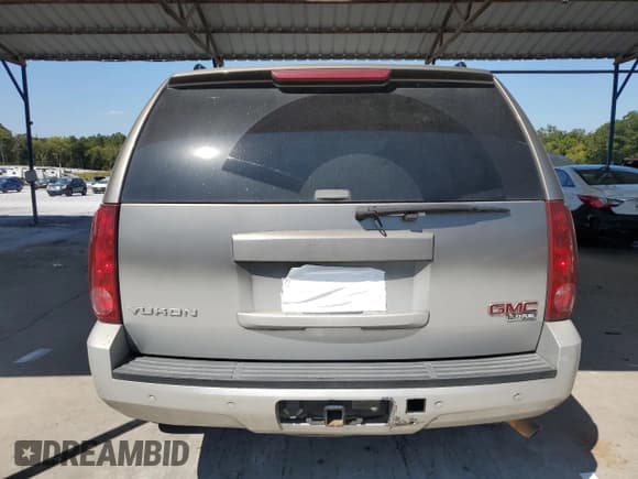 ✅ 2007 GMC Yukon SLT • VIN: 1GKFK13047J264322 • Lot: 80310265. Listed on Copart with Not provided. Free auction sales archive from the USA and detailed vehicle history report at DreamBid. Image 6.