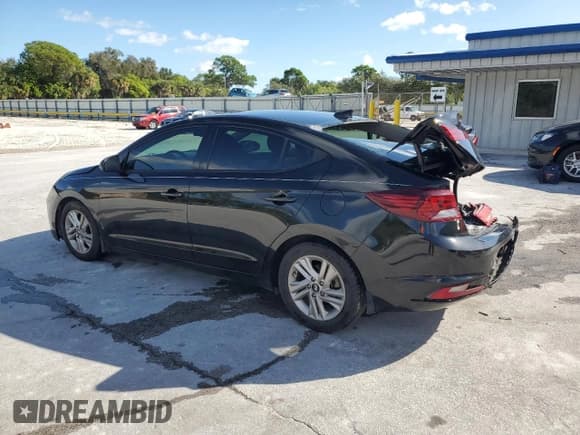 ✅ 2020 Hyundai Elantra Value Edition • VIN: 5NPD84LF7LH501153 • Lot: 87288375. Listed on Copart with 83,609 mi. Free auction sales archive from the USA and detailed vehicle history report at DreamBid. Image 2.