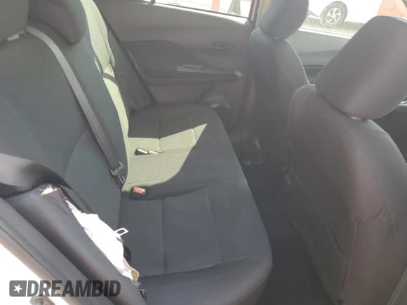 ✅ 2024 Nissan Kicks S • VIN: 3N1CP5BV9RL554140 • Лот: 89625535. Опубликован ранее на Copart с пробегом 4 444 миль. Бесплатный доступ к архиву аукционных продаж из США и подробный отчёт об истории автомобиля на DreamBid. Изображение 11.