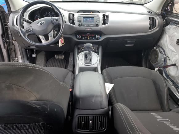 ✅ 2015 Kia Sportage EX • VIN: KNDPC3AC7F7670175 • Lot: 71794875. Listed on Copart with 133,237 mi. Free auction sales archive from the USA and detailed vehicle history report at DreamBid. Image 8.