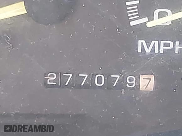 ✅ 1995 GMC Sierra 1500 • VIN: 2GTEC19K1S1587792 • Lot: 42213611. Wystawiony na IAAI z przebiegiem 277 079 mil. Bezpłatny archiwum sprzedaży aukcyjnych z USA i szczegółowy raport historii pojazdu na DreamBid. Zdjęcie 7.