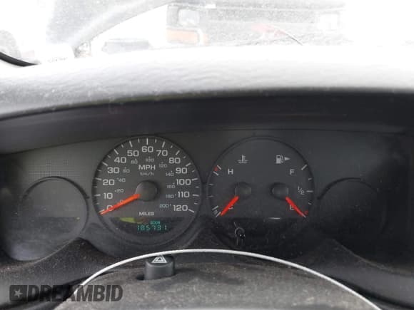 ✅ 2005 Dodge Neon SE • VIN: 1B3ES26C85D188331 • Lot: 41462163. Listed on IAAI with 185,731 mi. Free auction sales archive from the USA and detailed vehicle history report at DreamBid. Image 7.