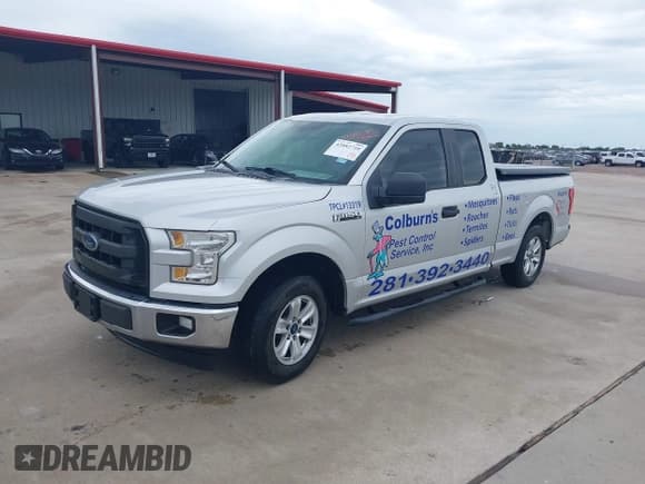 ✅ 2017 Ford F-150 XL • VIN: 1FTEX1C88HKD16500 • Лот: 42082710. Опубликован ранее на IAAI с пробегом 302 830 миль. Бесплатный доступ к архиву аукционных продаж из США и подробный отчёт об истории автомобиля на DreamBid. Изображение 2.