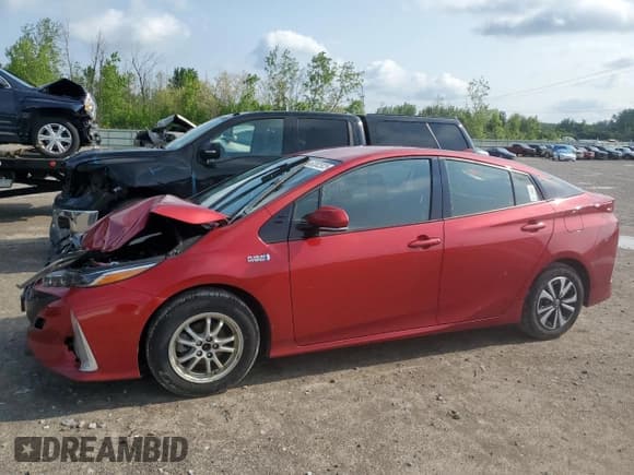 ✅ 2017 Toyota Prius Plus • VIN: JTDKARFP2H3050908 • Lot: 60302925. Listed on Copart with 105,340 mi. Free auction sales archive from the USA and detailed vehicle history report at DreamBid. Image 1.