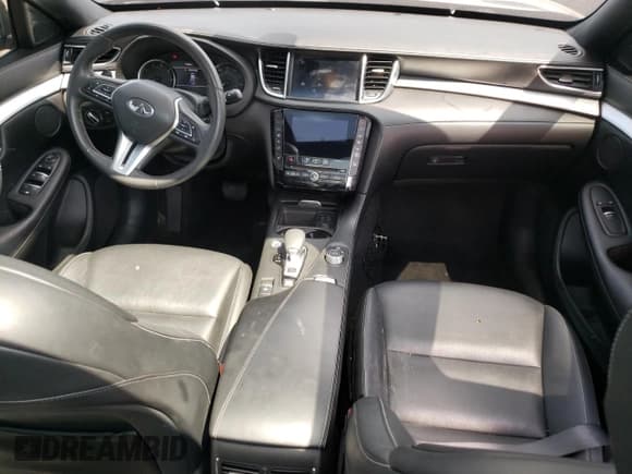 ✅ 2020 Infiniti QX50 Essential • VIN: 3PCAJ5M30LF120812 • Лот: 56222694. Опубликован ранее на Copart с пробегом 76 231 миль. Бесплатный доступ к архиву аукционных продаж из США и подробный отчёт об истории автомобиля на DreamBid. Изображение 8.