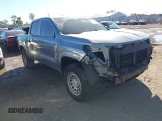 ✅ 2024 Chevrolet Colorado 2WD Work Truck • VIN: 1GCPSBEK1R1140600 • Lot: 43424558. Listed on IAAI with 29,586 mi. Free auction sales archive from the USA and detailed vehicle history report at DreamBid. Image 1.