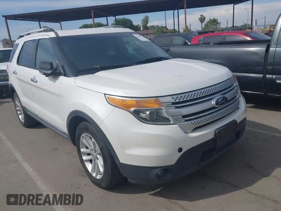 ✅ 2013 Ford Explorer XLT • VIN: 1FM5K7D93DGC81320 • Lot: 42160748. Wystawiony na IAAI z przebiegiem 196 740 mil. Bezpłatny archiwum sprzedaży aukcyjnych z USA i szczegółowy raport historii pojazdu na DreamBid. Zdjęcie 6.