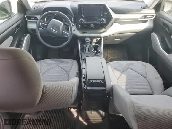 ✅ 2022 Toyota Highlander L • VIN: 5TDCZRAH1NS546810 • Lot: 70078575. Listed on Copart with 30,978 mi. Free auction sales archive from the USA and detailed vehicle history report at DreamBid. Image 8.