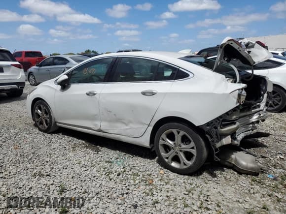 ✅ 2017 Chevrolet Cruze Premier • VIN: 1G1BF5SM8H7156433 • Lot: 43998223. Listed on Copart with 93,691 mi. Free auction sales archive from the USA and detailed vehicle history report at DreamBid. Image 2.