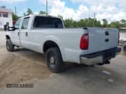 ✅ 2013 Ford F-250 XL • VIN: 1FT7W2B60DEB22344 • Lot: 43298992. Wystawiony na IAAI z przebiegiem 233 969 mil. Bezpłatny archiwum sprzedaży aukcyjnych z USA i szczegółowy raport historii pojazdu na DreamBid. Zdjęcie 3.