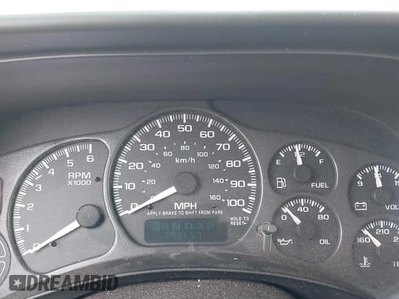 ✅ 2001 Chevrolet Suburban LS • VIN: 1GNEC16T11J314974 • Лот: 41750991. Опубликован ранее на IAAI с пробегом 203 657 миль. Бесплатный доступ к архиву аукционных продаж из США и подробный отчёт об истории автомобиля на DreamBid. Изображение 15.