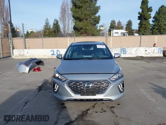✅ 2022 Hyundai Ioniq SE • VIN: KMHC75LC6NU266307 • Lot: 41603821. Wystawiony na IAAI z przebiegiem 47 273 mil. Bezpłatny archiwum sprzedaży aukcyjnych z USA i szczegółowy raport historii pojazdu na DreamBid. Zdjęcie 13.