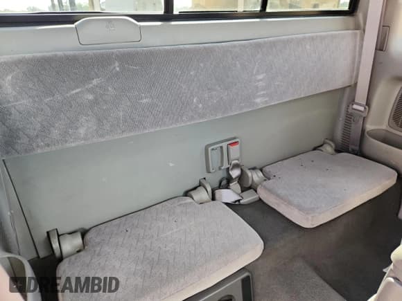 ✅ 2001 Toyota Tacoma • VIN: 5TEWM72N71Z777020 • Lot: 86317365. Listed on Copart with 303,590 mi. Free auction sales archive from the USA and detailed vehicle history report at DreamBid. Image 10.