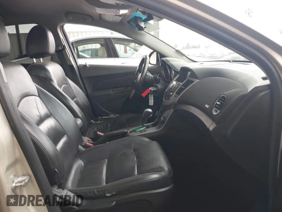 ✅ 2013 Chevrolet Cruze 2LT • VIN: 1G1PE5SB6D7275194 • Lot: 43433172. Listed on IAAI with 183,039 mi. Free auction sales archive from the USA and detailed vehicle history report at DreamBid. Image 5.