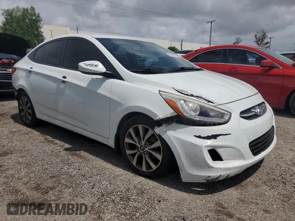 ✅ 2015 Hyundai Accent GLS • VIN: KMHCU4AE9FU923075 • Лот: 59620004. Опубликован ранее на Copart с пробегом Не указан. Бесплатный доступ к архиву аукционных продаж из США и подробный отчёт об истории автомобиля на DreamBid. Изображение 4.