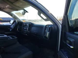 ✅ 2015 Chevrolet Silverado 2500HD LT • VIN: 1GC1KVEG7FF170119 • Lot: 43331947. Wystawiony na IAAI z przebiegiem 214 573 mil. Bezpłatny archiwum sprzedaży aukcyjnych z USA i szczegółowy raport historii pojazdu na DreamBid. Zdjęcie 5.