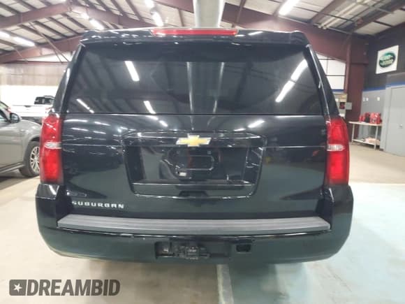 ✅ 2018 Chevrolet Suburban LT • VIN: 1GNSKHKC3JR175386 • Lot: 92799155. Listed on Copart with 204,955 mi. Free auction sales archive from the USA and detailed vehicle history report at DreamBid. Image 6.