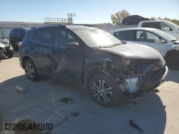 ✅ 2017 Toyota RAV4 LE • VIN: JTMZFREV7HJ718228 • Lot: 91387495. Wystawiony na Copart z przebiegiem 133 388 mil. Bezpłatny archiwum sprzedaży aukcyjnych z USA i szczegółowy raport historii pojazdu na DreamBid. Zdjęcie 4.