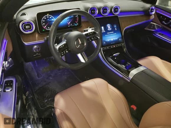 ✅ 2024 Mercedes-Benz CLE 300 • VIN: W1KMJ4HB3RF003762 • Лот: 51513175. Опубликован ранее на Copart с пробегом 3 484 миль. Бесплатный доступ к архиву аукционных продаж из США и подробный отчёт об истории автомобиля на DreamBid. Изображение 8.