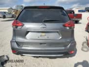 ✅ 2018 Nissan Rogue SV • VIN: JN8AT2MT5JW487176 • Lot: 93110475. Wystawiony na Copart z przebiegiem 69 733 mil. Bezpłatny archiwum sprzedaży aukcyjnych z USA i szczegółowy raport historii pojazdu na DreamBid. Zdjęcie 6.