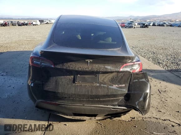 ✅ 2025 Tesla Model Y Performance • VIN: 7SAYGDEFXSF303183 • Lot: 82120175. Listed on Copart with 3,149 mi. Free auction sales archive from the USA and detailed vehicle history report at DreamBid. Image 6.
