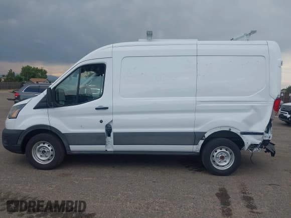 ✅ 2023 Ford Transit Cargo • VIN: 1FTBR1C8XPKB45650 • Лот: 42859024. Опубликован ранее на IAAI с пробегом 18 642 миль. Бесплатный доступ к архиву аукционных продаж из США и подробный отчёт об истории автомобиля на DreamBid. Изображение 14.