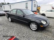 ✅ 2004 Mercedes-Benz C 240 • VIN: WDBRF61J24A569706 • Лот: 93297435. Опубликован ранее на Copart с пробегом 192 877 миль. Бесплатный доступ к архиву аукционных продаж из США и подробный отчёт об истории автомобиля на DreamBid. Изображение 4.