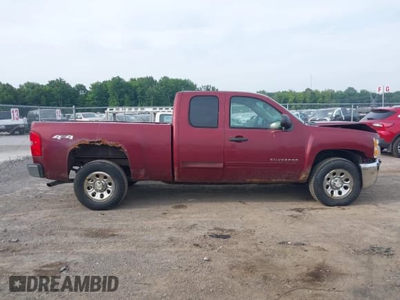 ✅ 2013 Chevrolet Silverado 1500 LS • VIN: 1GCRKREA9DZ294040 • Лот: 42695617. Опубликован ранее на IAAI с пробегом 166 705 миль. Бесплатный доступ к архиву аукционных продаж из США и подробный отчёт об истории автомобиля на DreamBid. Изображение 13.