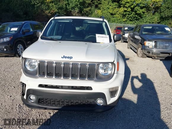 ✅ 2021 Jeep Renegade Limited • VIN: ZACNJDD17MPM71721 • Lot: 43160419. Wystawiony na IAAI z przebiegiem 48 818 mil. Bezpłatny archiwum sprzedaży aukcyjnych z USA i szczegółowy raport historii pojazdu na DreamBid. Zdjęcie 13.
