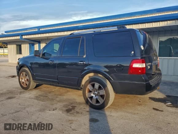 ✅ 2010 Ford Expedition Limited • VIN: 1FMJU1K58AEB64412 • Лот: 94783175. Опубликован ранее на Copart с пробегом 151 286 миль. Бесплатный доступ к архиву аукционных продаж из США и подробный отчёт об истории автомобиля на DreamBid. Изображение 2.