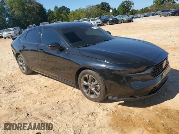 ✅ 2023 Honda Accord EX-L • VIN: 1HGCY2F69PA066632 • Лот: 85116465. Опубликован ранее на Copart с пробегом 25 802 миль. Бесплатный доступ к архиву аукционных продаж из США и подробный отчёт об истории автомобиля на DreamBid. Изображение 4.