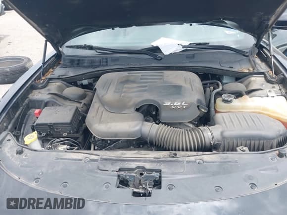 ✅ 2017 Dodge Charger SE • VIN: 2C3CDXBG0HH643464 • Lot: 42876300. Wystawiony na IAAI z przebiegiem 65 587 mil. Bezpłatny archiwum sprzedaży aukcyjnych z USA i szczegółowy raport historii pojazdu na DreamBid. Zdjęcie 10.