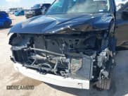 ✅ 2022 Toyota Tundra SR5 • VIN: 5TFLA5AB9NX009396 • Lot: 42230771. Wystawiony na IAAI z przebiegiem 47 589 mil. Bezpłatny archiwum sprzedaży aukcyjnych z USA i szczegółowy raport historii pojazdu na DreamBid. Zdjęcie 6.