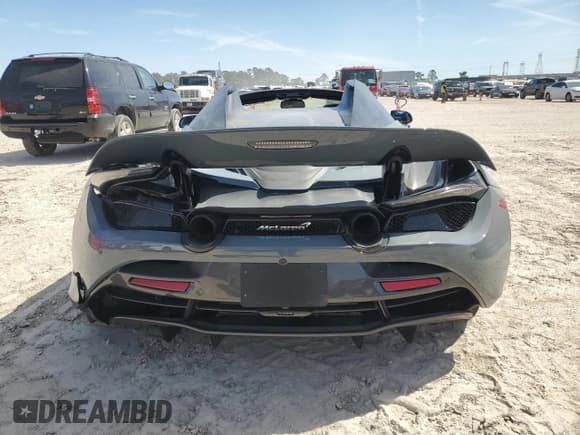 ✅ 2022 McLaren 720S • VIN: SBM14FCA0NW006456 • Lot: 48148685. Wystawiony na Copart z przebiegiem 6 859 mil. Bezpłatny archiwum sprzedaży aukcyjnych z USA i szczegółowy raport historii pojazdu na DreamBid. Zdjęcie 6.