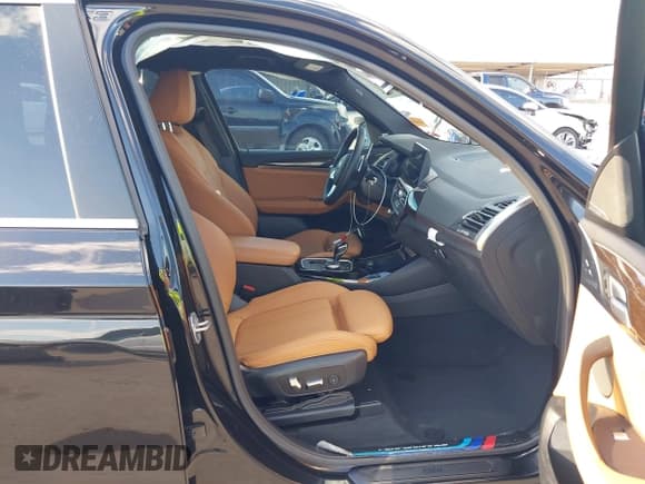 ✅ 2024 BMW X3 sDrive30i • VIN: 5UX43DP06R9T48723 • Lot: 43398810. Wystawiony na IAAI z przebiegiem 24 660 mil. Bezpłatny archiwum sprzedaży aukcyjnych z USA i szczegółowy raport historii pojazdu na DreamBid. Zdjęcie 5.