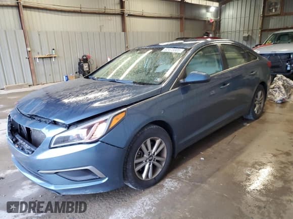 ✅ 2016 Hyundai Sonata 2.4L • VIN: 5NPE24AF5GH424782 • Лот: 82473305. Опубликован ранее на Copart с пробегом 129 742 миль. Бесплатный доступ к архиву аукционных продаж из США и подробный отчёт об истории автомобиля на DreamBid. Изображение 1.