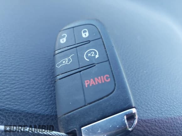 ✅ 2015 Dodge Durango R/T • VIN: 1C4SDJCT6FC766797 • Лот: 43525819. Опубликован ранее на IAAI с пробегом 264 544 миль. Бесплатный доступ к архиву аукционных продаж из США и подробный отчёт об истории автомобиля на DreamBid. Изображение 11.