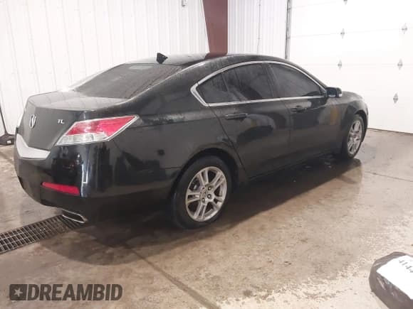 ✅ 2009 Acura TL • VIN: 19UUA862X9A016138 • Lot: 41447447. Listed on IAAI with 153,368 mi. Free auction sales archive from the USA and detailed vehicle history report at DreamBid. Image 4.