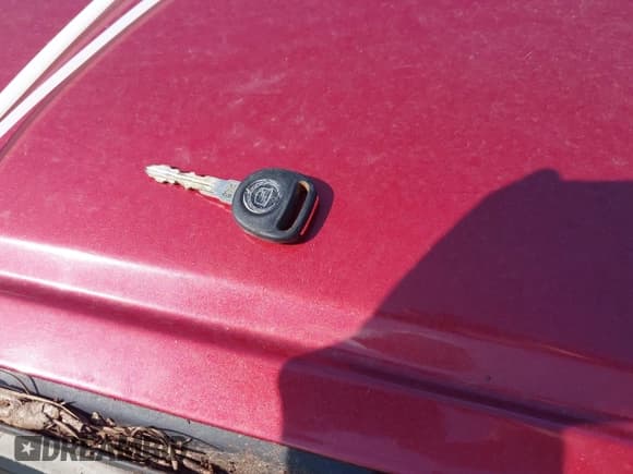 ✅ 2003 Cadillac DeVille • VIN: 1G6KD54Y83U238673 • Lot: 42935050. Wystawiony na IAAI z przebiegiem 135 104 mil. Bezpłatny archiwum sprzedaży aukcyjnych z USA i szczegółowy raport historii pojazdu na DreamBid. Zdjęcie 11.