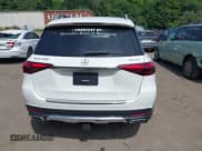 ✅ 2025 Mercedes-Benz GLE 350 • VIN: 4JGFB4FB5SB299377 • Lot: 42721457. Wystawiony na IAAI z przebiegiem 2 636 mil. Bezpłatny archiwum sprzedaży aukcyjnych z USA i szczegółowy raport historii pojazdu na DreamBid. Zdjęcie 16.