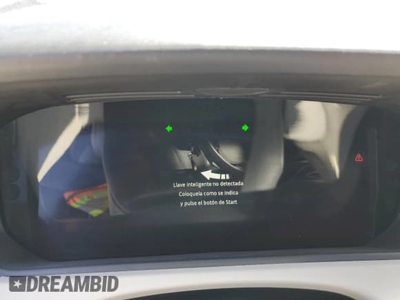 ✅ 2018 Land Rover Range Rover Velar R-Dynamic HSE • VIN: SALYM2RV1JA702267 • Lot: 61052285. Listed on Copart with Not provided. Free auction sales archive from the USA and detailed vehicle history report at DreamBid. Image 9.