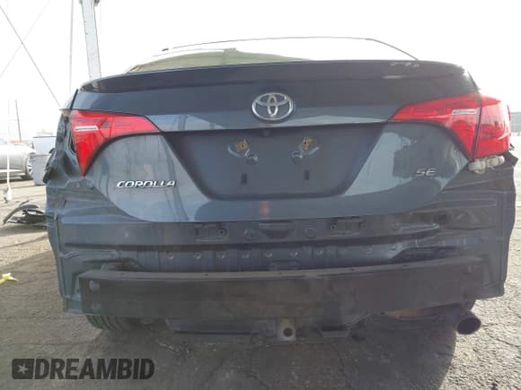 ✅ 2018 Toyota Corolla LE • VIN: 2T1BURHE9JC043731 • Lot: 43547914. Listed on IAAI with 131,991 mi. Free auction sales archive from the USA and detailed vehicle history report at DreamBid. Image 6.