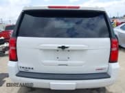 ✅ 2020 Chevrolet Tahoe LT • VIN: 1GNSCBKC0LR290170 • Lot: 42129712. Wystawiony na IAAI z przebiegiem 57 414 mil. Bezpłatny archiwum sprzedaży aukcyjnych z USA i szczegółowy raport historii pojazdu na DreamBid. Zdjęcie 16.