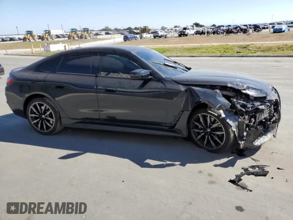 ✅ 2022 BMW 4 Series M440i xDrive • VIN: WBA13AW08NFM07476 • Lot: 80877345. Listed on Copart with 53,840 mi. Free auction sales archive from the USA and detailed vehicle history report at DreamBid. Image 4.